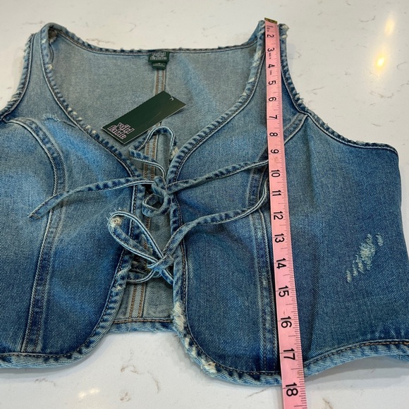 Wild Fable Denim Front Tie Distressed Vest Cropped Top NWT - Picture 7 of 7